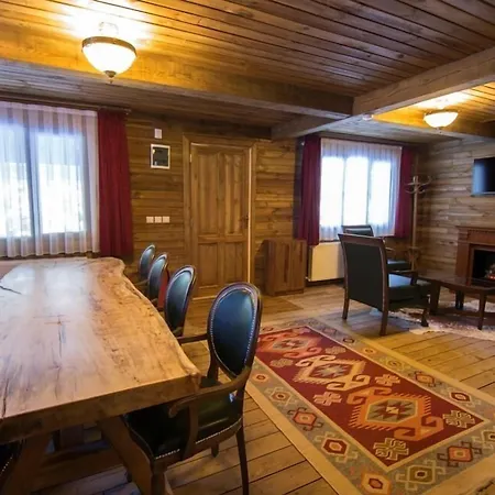 Lodge Orman Koskleri
